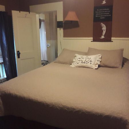 Calais Crossing River House Bed And Breakfast Ngoại thất bức ảnh